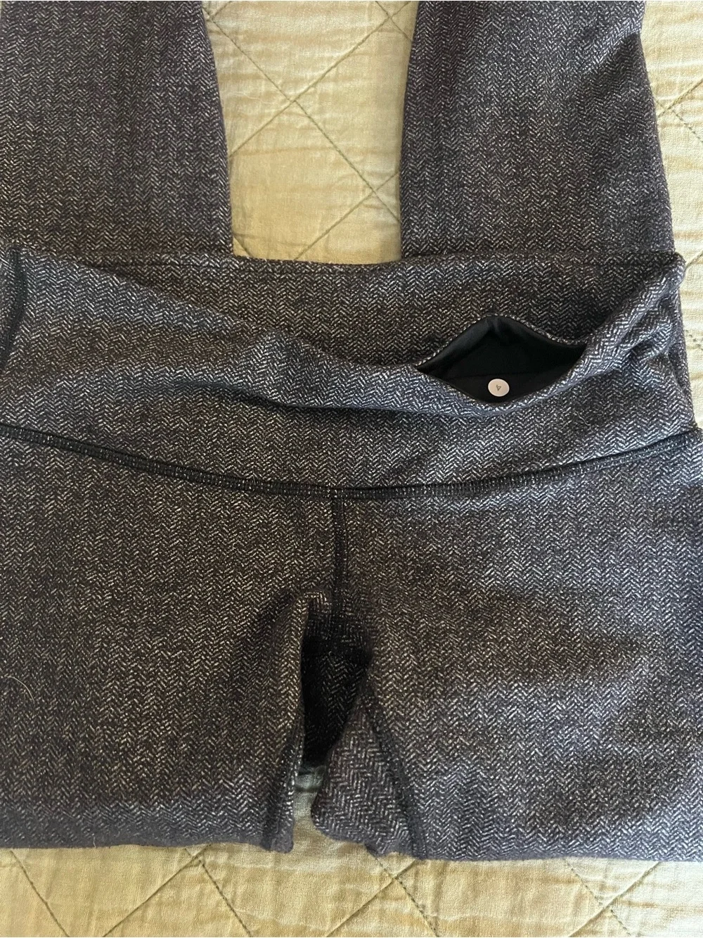 lululemon athletica Women's Heathered Charcoal leggings